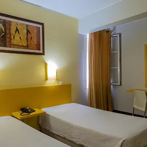 Residencial Chafariz /queimada Penzion