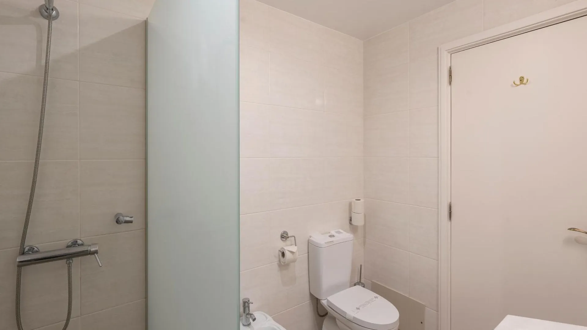 ***  Hotel Madeira Фуншал Португалия